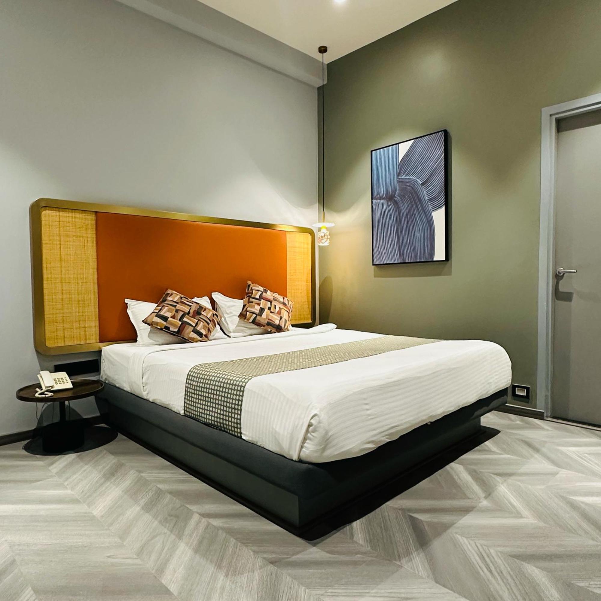 La Serene Hyderabad Ngoại thất bức ảnh